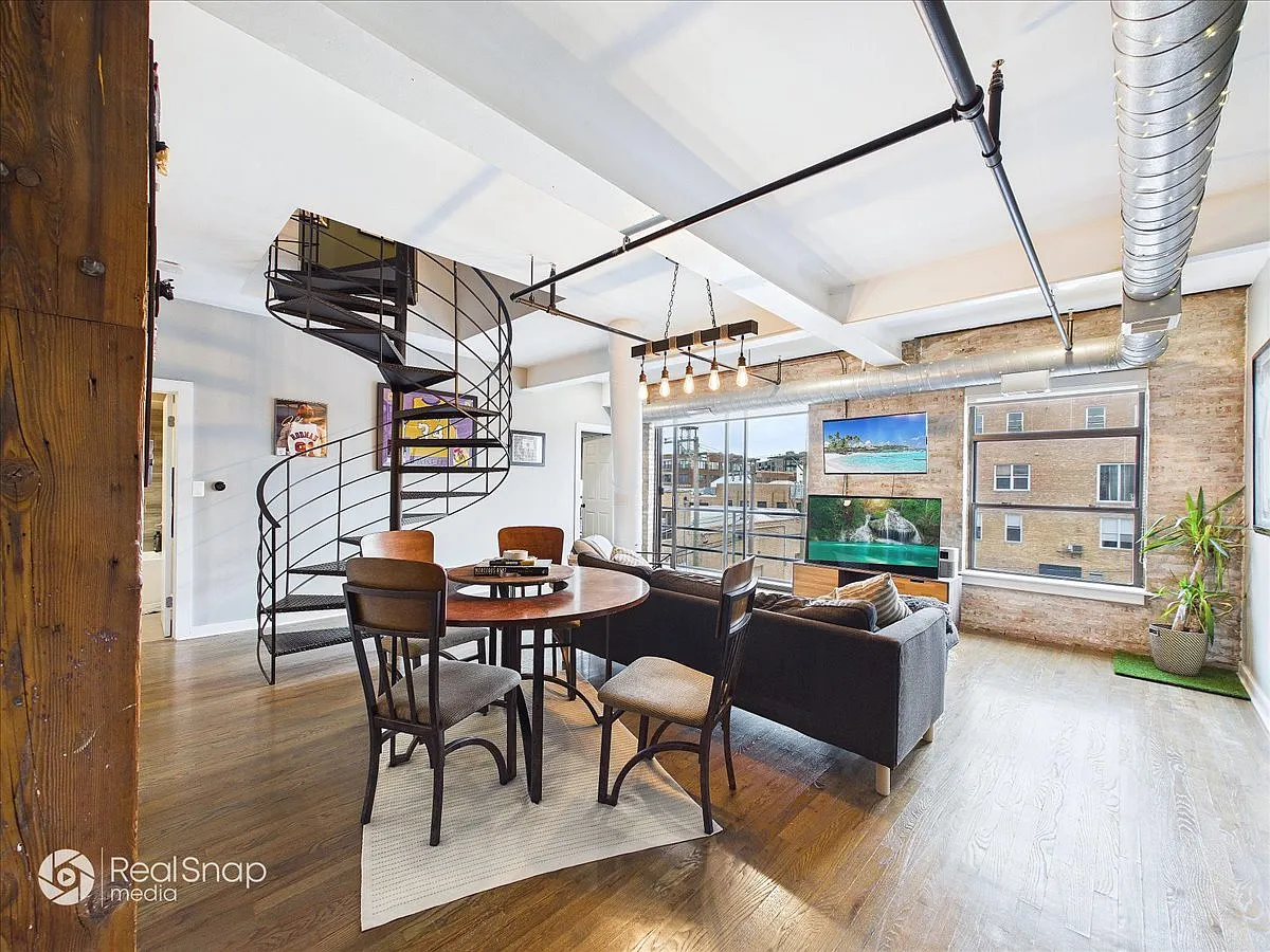 2 bed, $4,500 — Photo 2