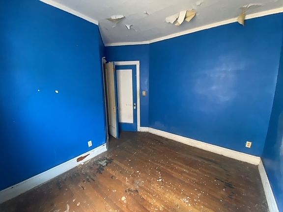 5th image of 7745 S Saginaw Ave
