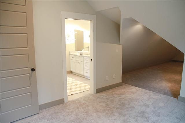 2nd image of 71 Brookwood Ter #A