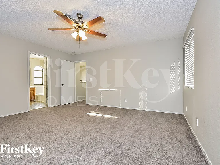1335 Clagett Ln — Photo 10