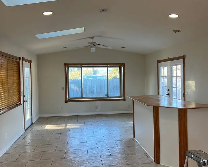 935 Harlequin Ct — Photo 10