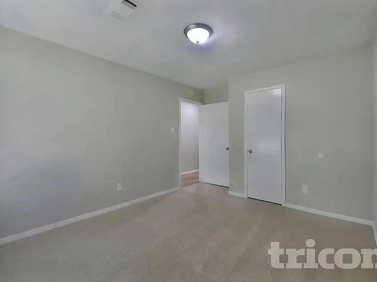3623 Village Grove Dr — Photo 12