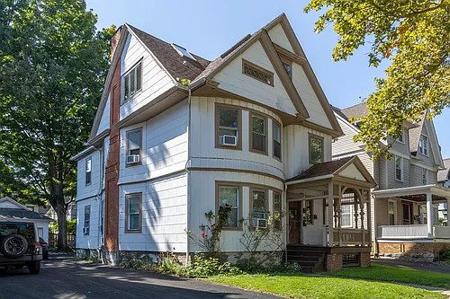 189 Harvard St Photo 1