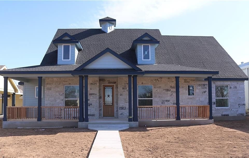 1st image of 1013 Scenic Dr