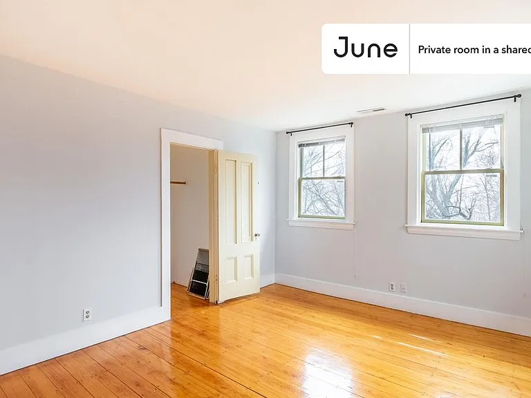 337 Central St #B — Photo 3