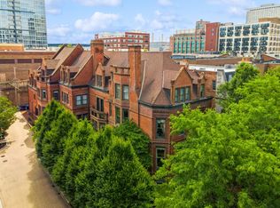 1919 S Prairie Ave APT 1, Chicago, IL