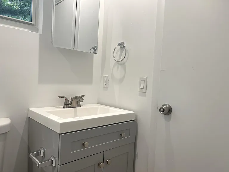 3603 Charles Ave — Photo 13
