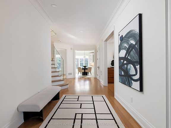 3rd image of 36 Gardenvale Rd