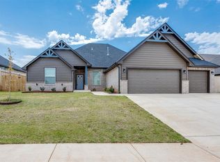 9208 SW 35th St, Oklahoma City, OK 73179