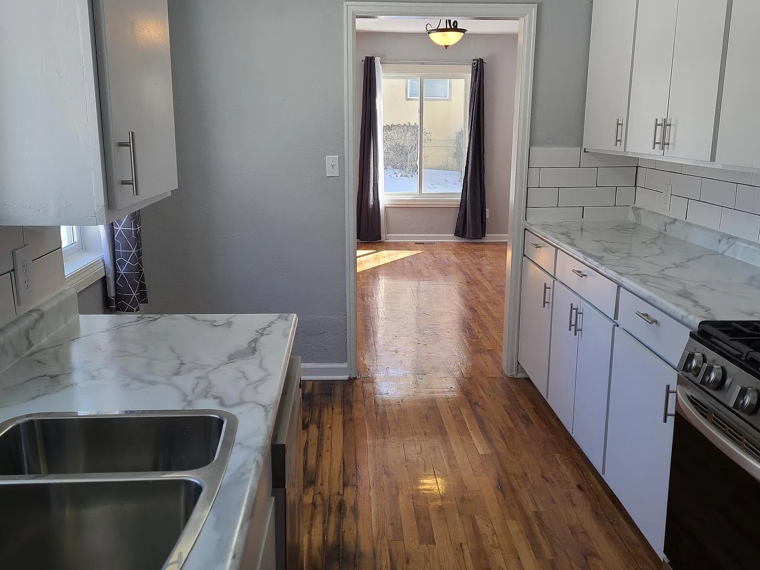 2 bed, 850 sqft, $1,250 — Photo 4