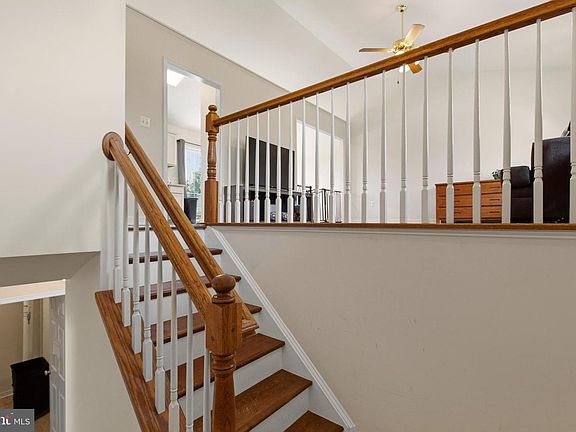 4th image of 10132 Wallers Rd