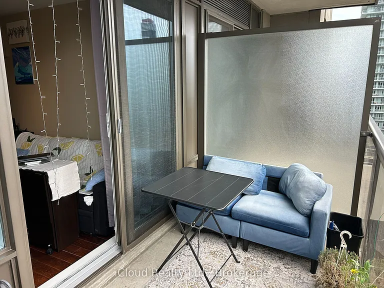 385 Prince Of Wales Dr #1107 — Photo 25