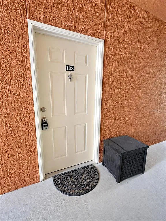 2 bed, 2.0 bath, 1076 sqft, $2,000 — Photo 3