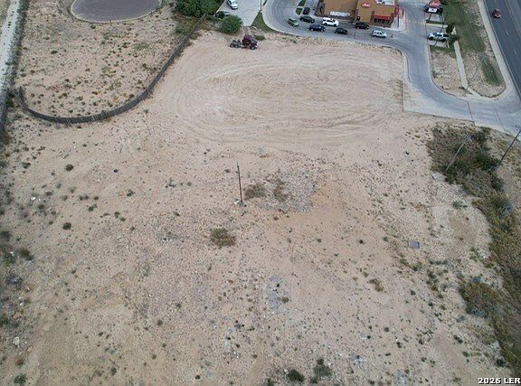 4th image of 2838 N Veterans Blvd.