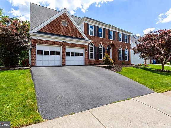 3rd image of 2423 Mill Heights Dr