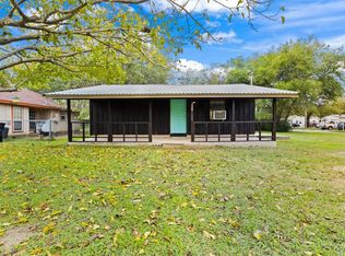 200 Lipscomb St, Cleburne, TX 76031