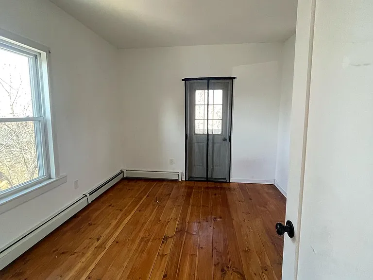 11 Wright St #3 — Photo 2