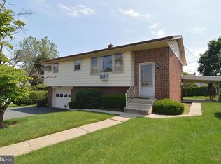 1722 Crowder Ave, Reading, PA 19607