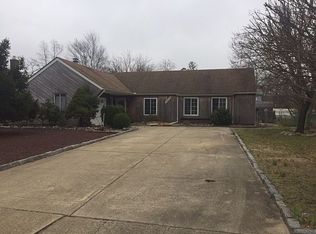 1077 Bell St, Toms River, NJ 08753