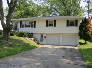 3902 Nancy Jane Ln NE, Cedar Rapids, IA 52402