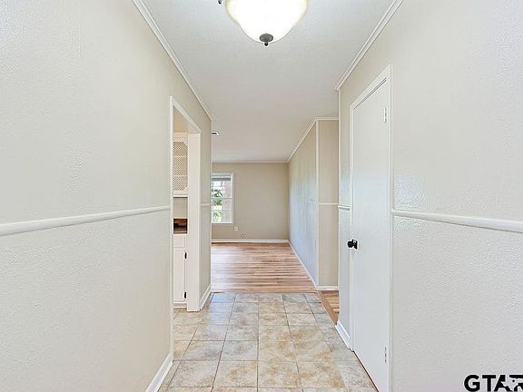 2nd image of 252 County Road 4108