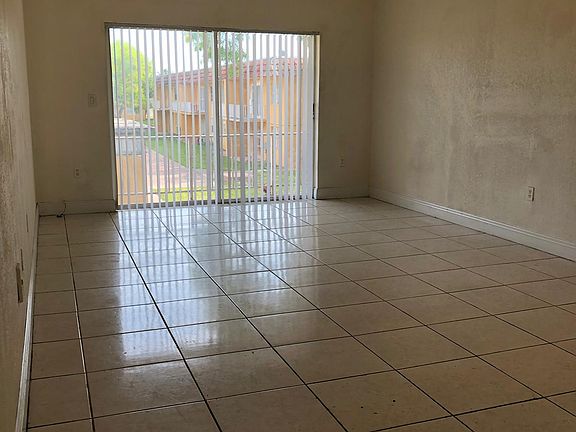 4th image of 505 NW 177th St #1-228-29H