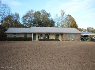 948 Everett Rd, Graceville, FL 32440