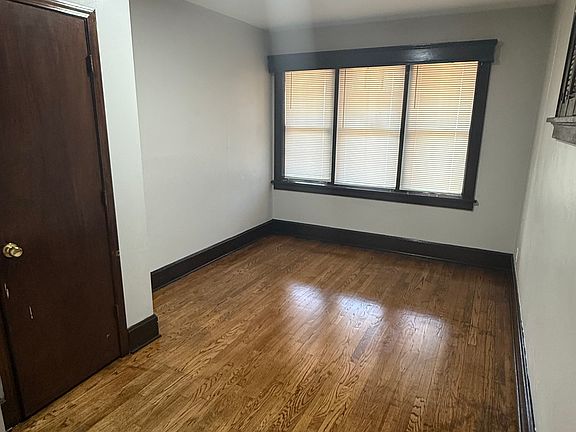 5th image of 5944 Drury Ln