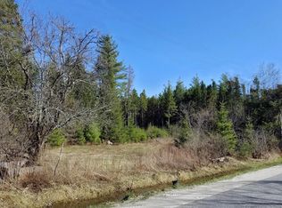 108 Fletcher Farm Rd, Vermontville, NY 12989