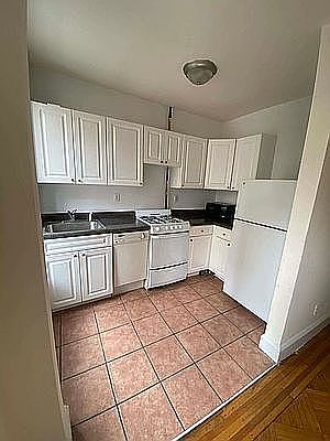 1st image of 789 Lexington Ave #4F