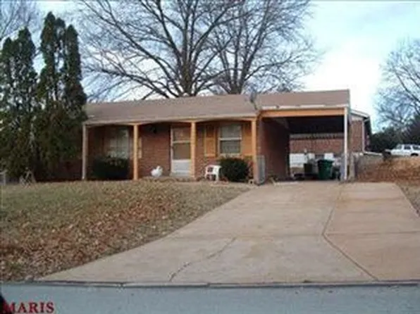 10639 Trask Dr, Saint Louis, MO 63136