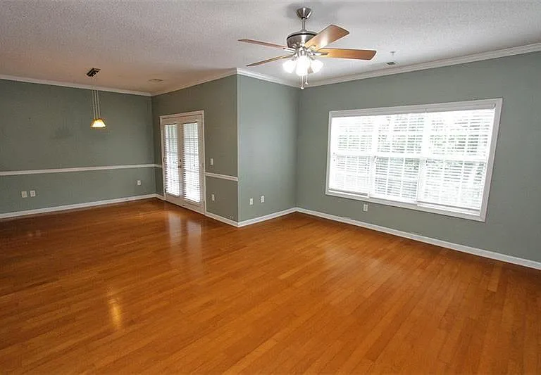 3500 Sweetwater Rd #312 — Photo 4