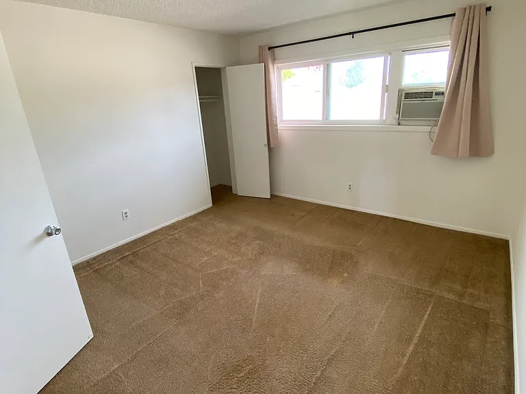 Ruby St — Photo 1