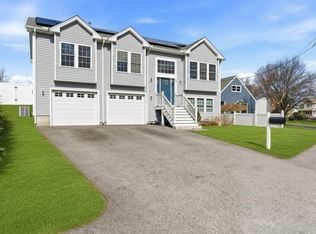 29 Calumet Ave, Johnston, RI 02919