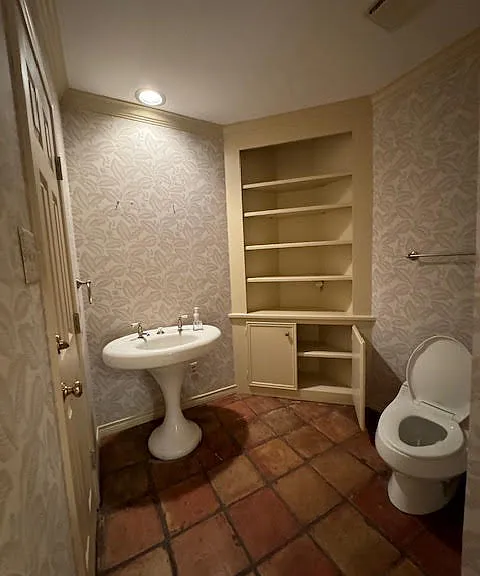 Living Room full bathroom.
