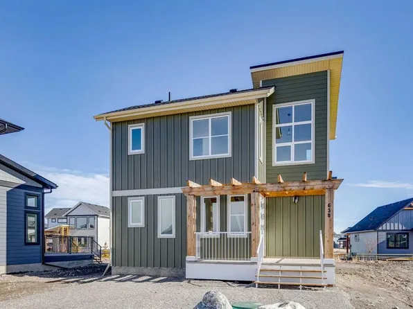 638 W Cottageclub Bnd, Rural Rocky View County, AB T4C 1B1
