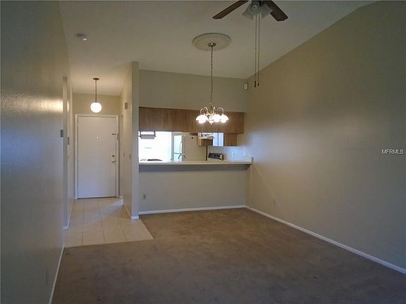 3rd image of 7237 Parkside Villas Dr N