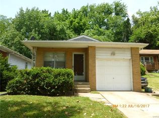 10021 Riverview Dr, Saint Louis, MO 63137