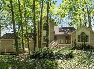 818 Forest Ridge Dr, Noblesville, IN 46060