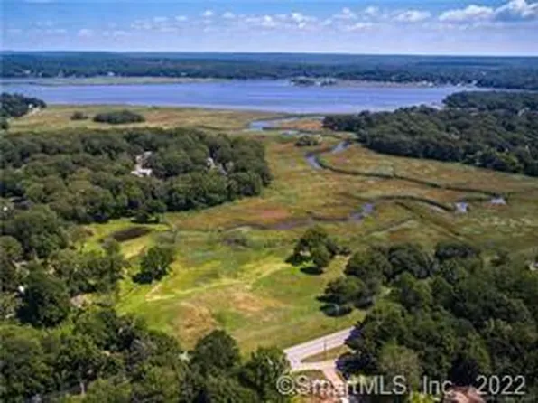 223 Essex Road, Old Saybrook, CT 06475