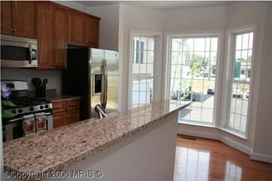 5th image of 2463 Huntington Park Dr