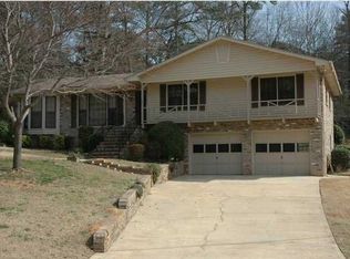 941 Winchester Cir, Birmingham, AL 35235