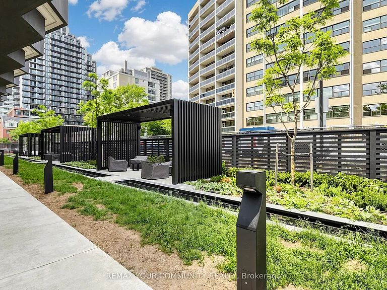 110 Broadway Ave E #819 — Photo 28