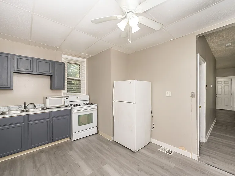 7044 Beulah Ave — Photo 12