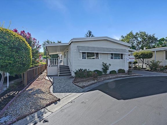 2nd image of 67 Mulberry Ct #67