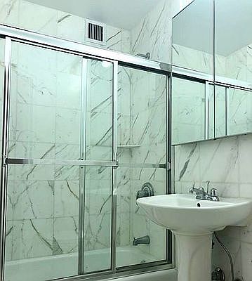 4th image of 435 E 74th St #5