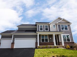 211 Night Bird Ln, Delaware, OH 43015