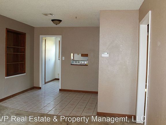 3rd image of 3933 Mallard Dr
