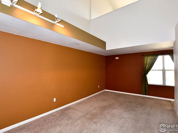 5th image of 211 Lucca Dr