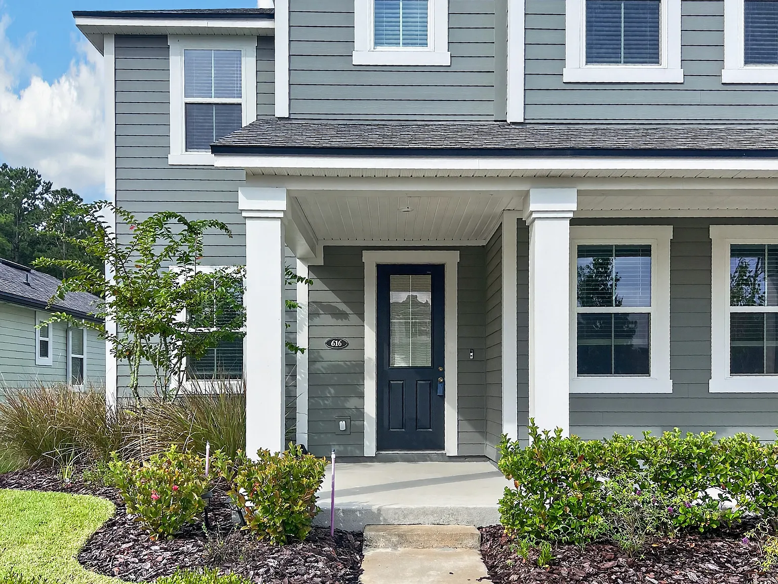 3 bed, 2.5 bath, 1721 sqft, $2,700 — Photo 3